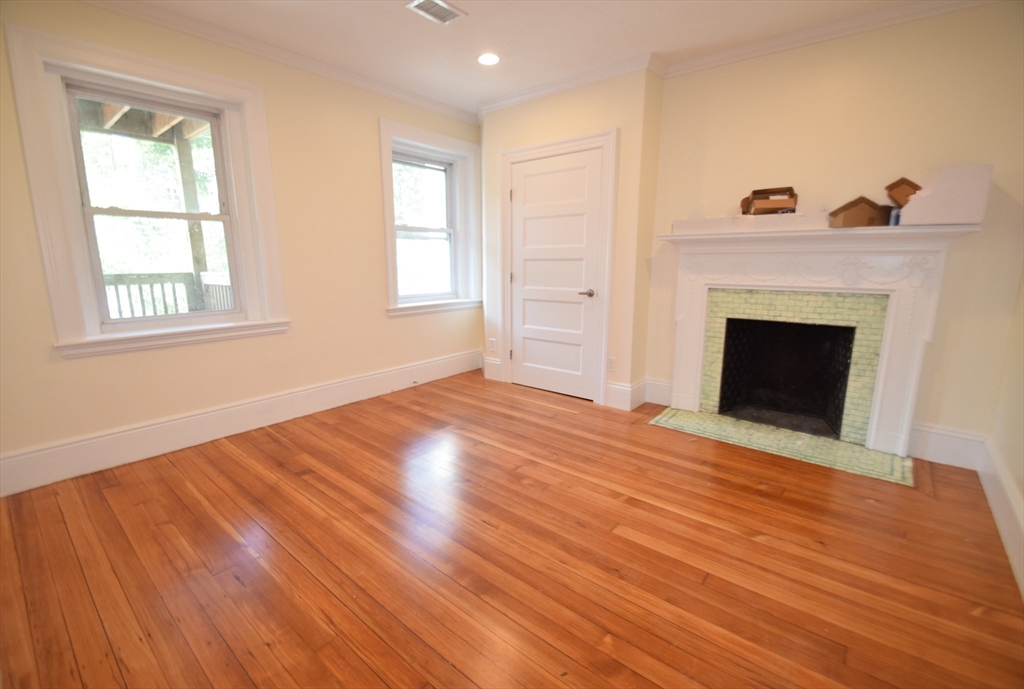 1616 Beacon, Corey Hill