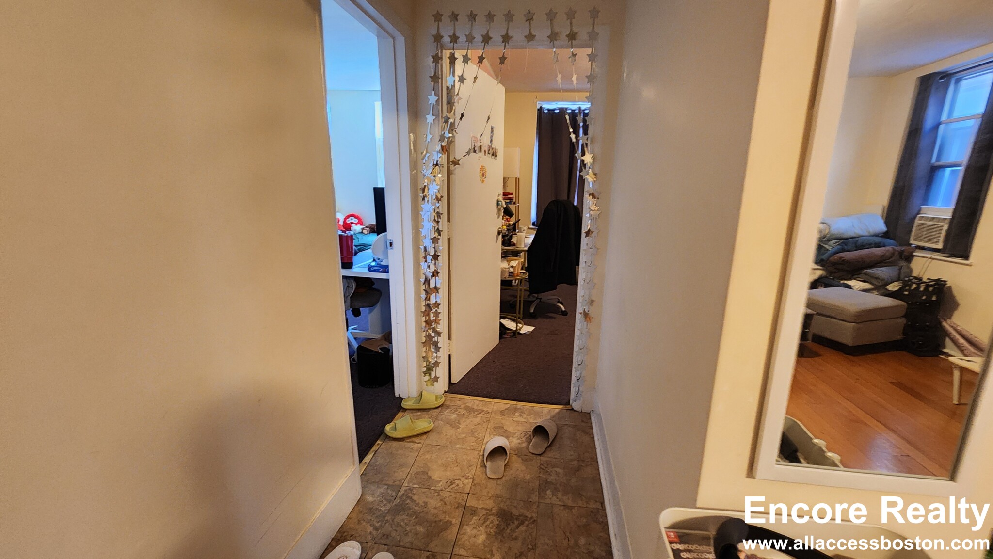 19 Aberdeen St, Fenway