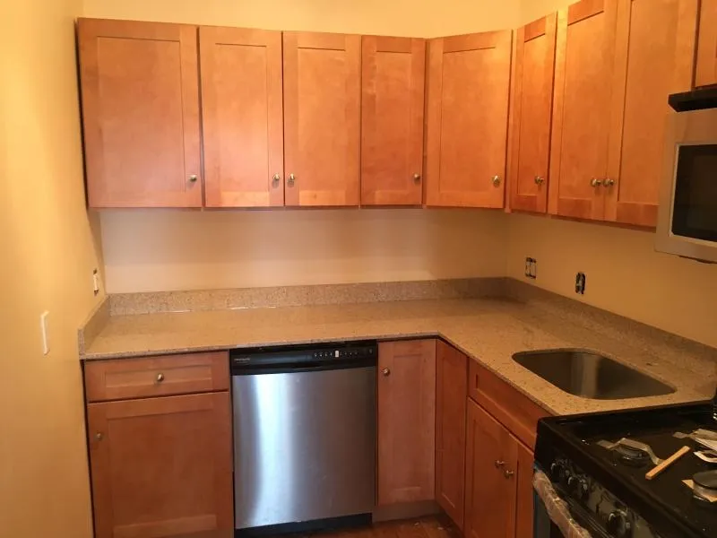 120 Gladstone St, East Boston