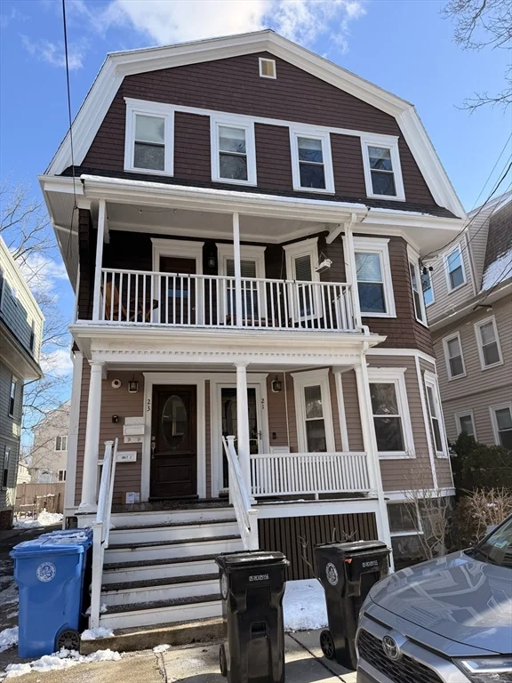 21 Marion Rd, Belmont