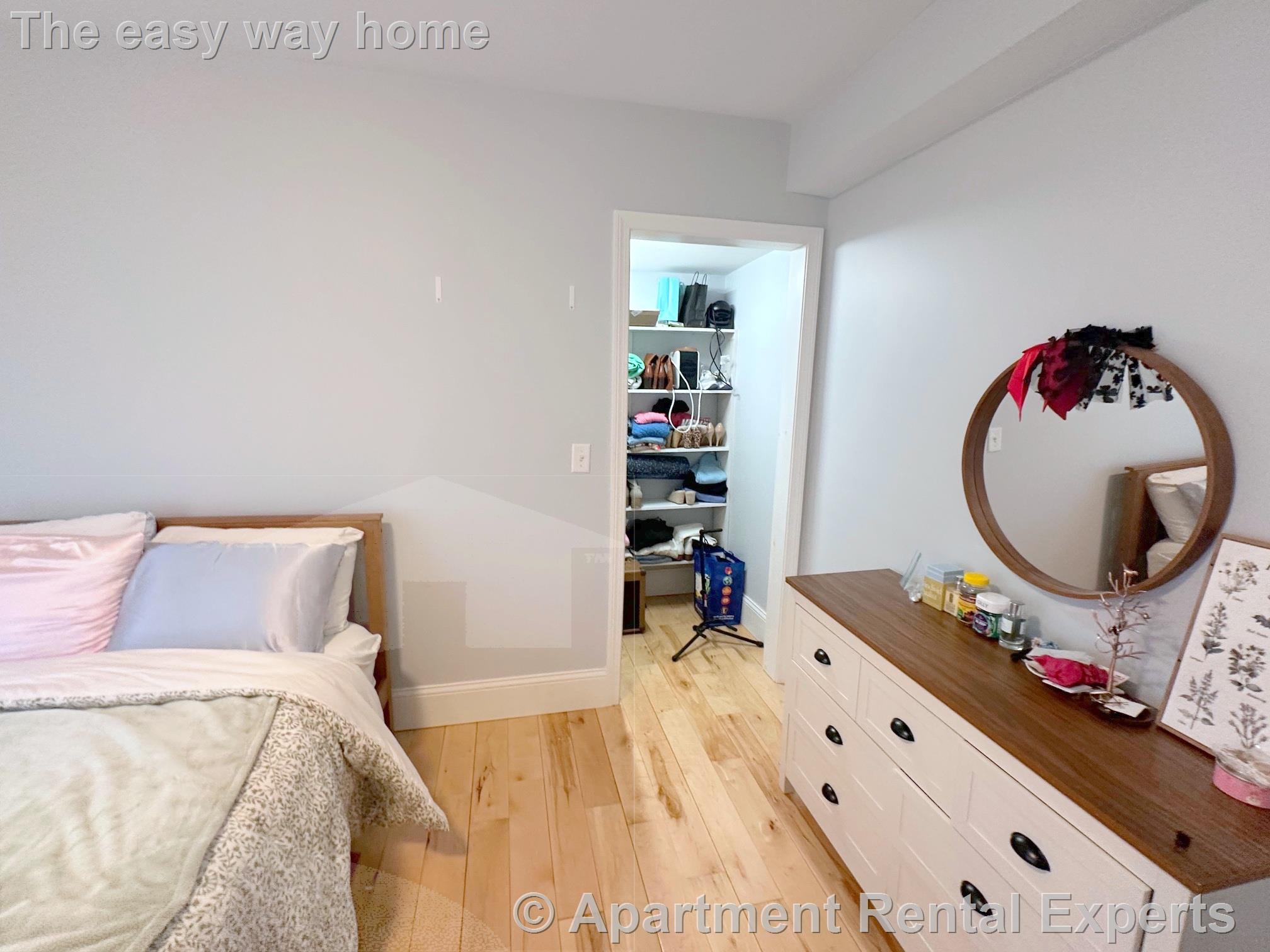 294 Arlington St, Cambridge Line