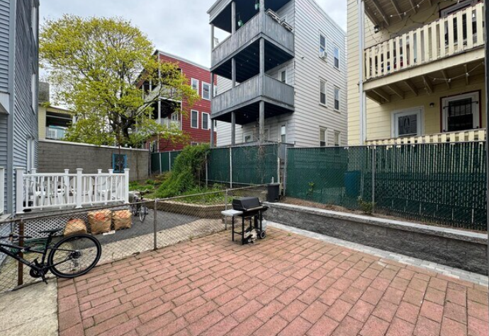 35 Magnus Ave, Ward Two