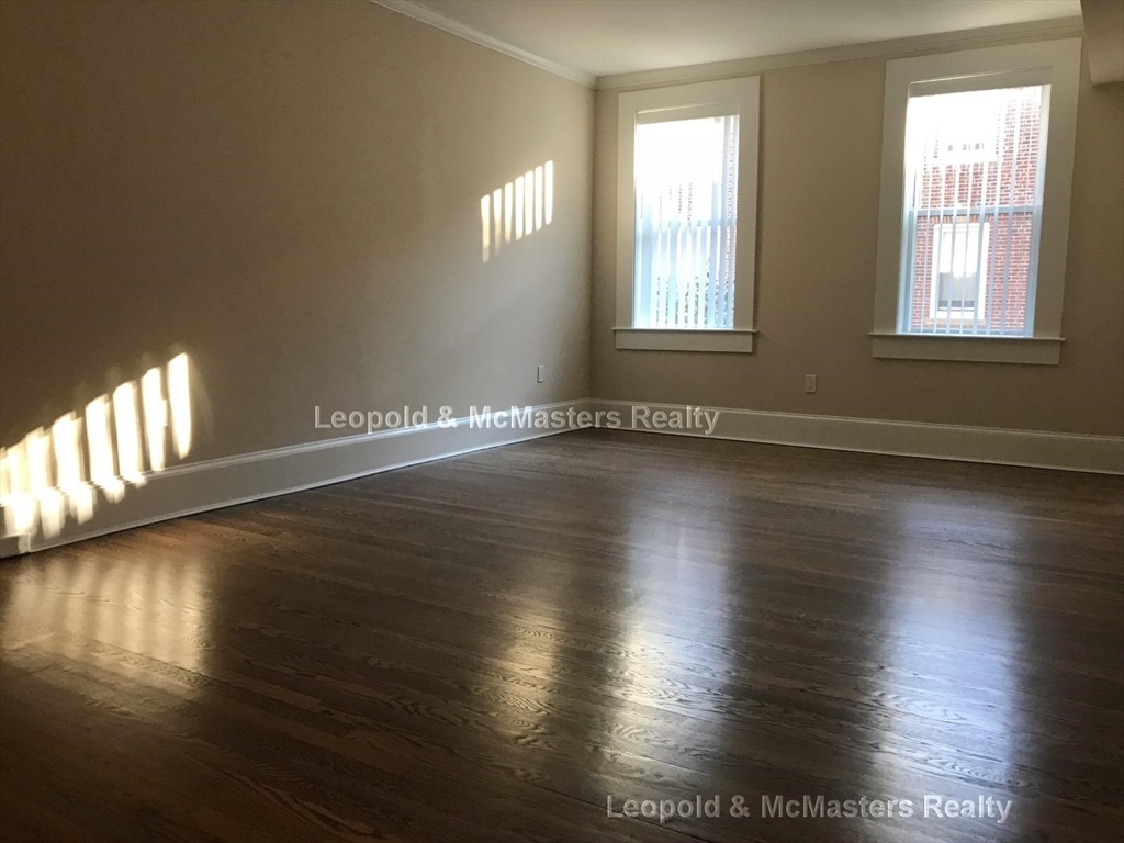 16 Short St, Corey Hill