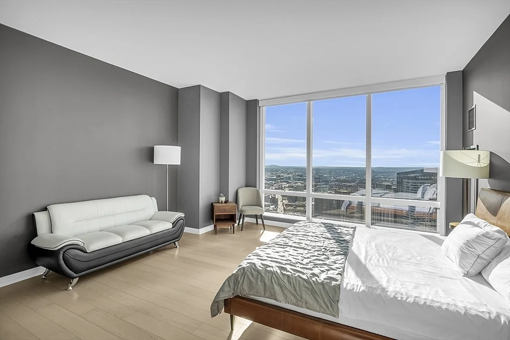 1 Franklin St, Downtown