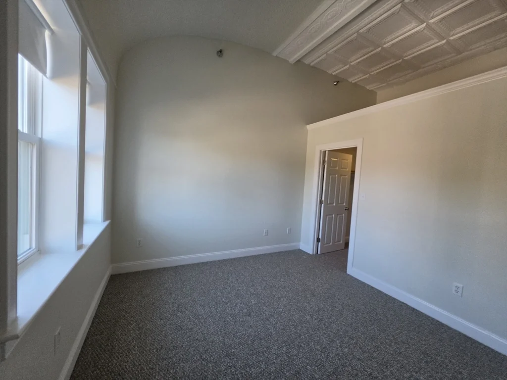 33 Randolph St, Abington