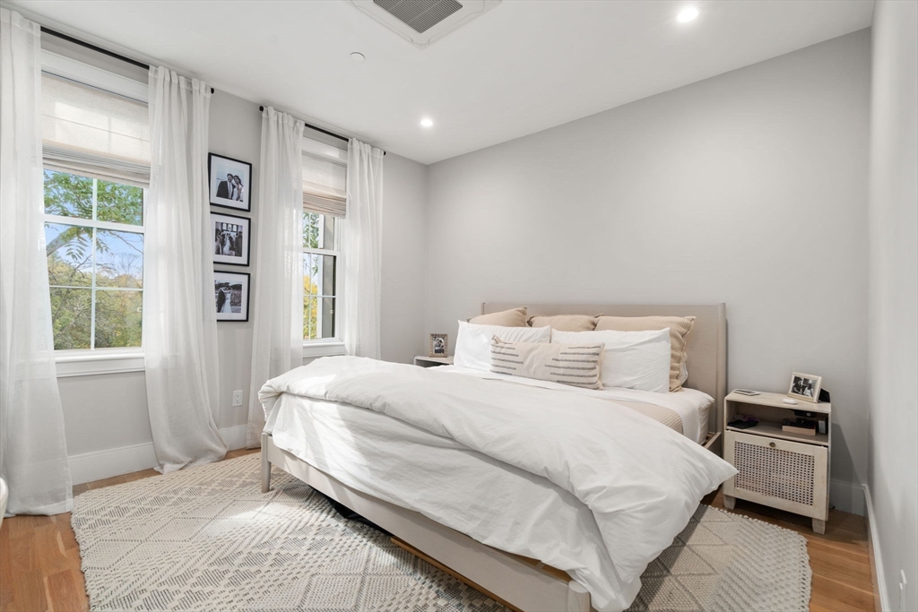 54 River St, Dorchester