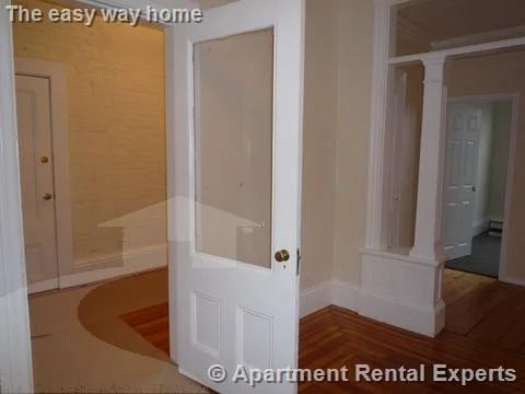 320 Somerville Ave, Union Square