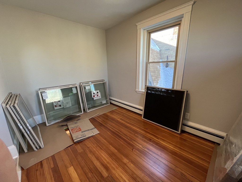 108 Bristol Rd, Medford