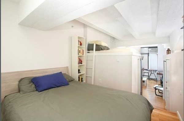 12 Stoneholm St, Fenway