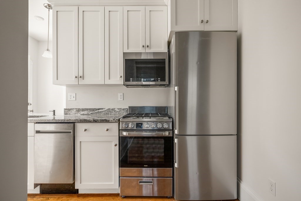 34 Henry St, Everett