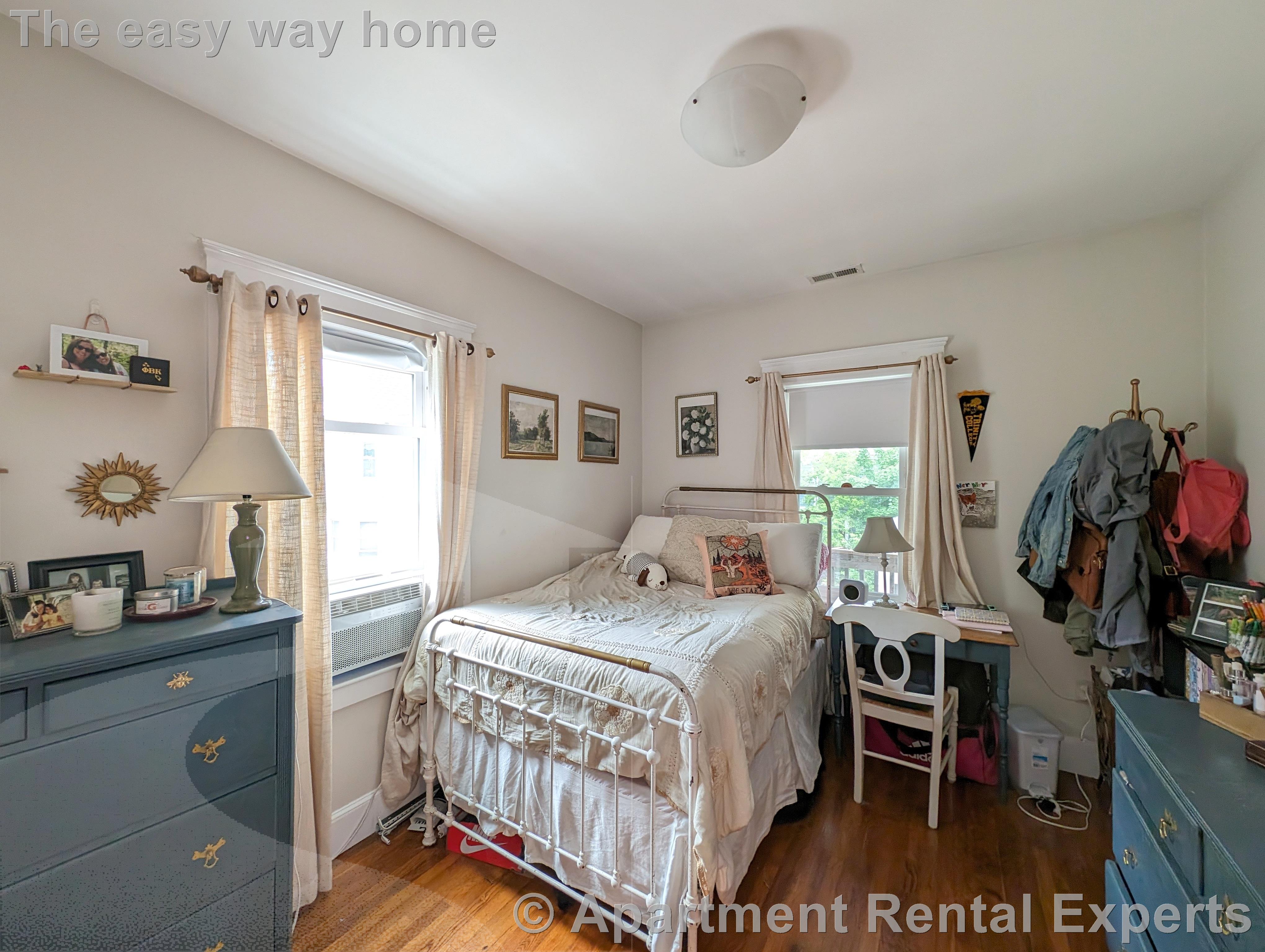 65 Medford St, Magoun Square