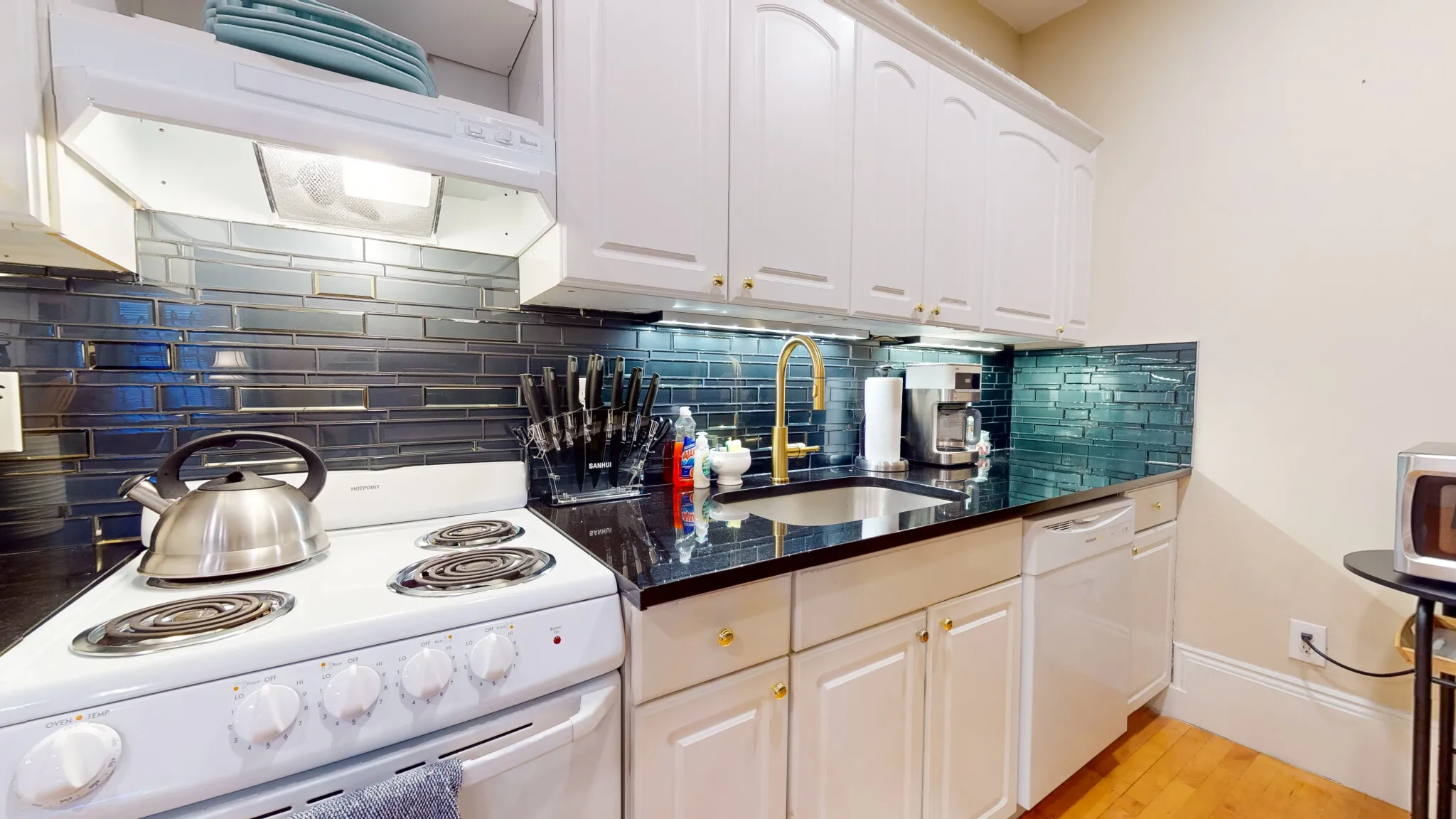 290 Beacon St, Back Bay