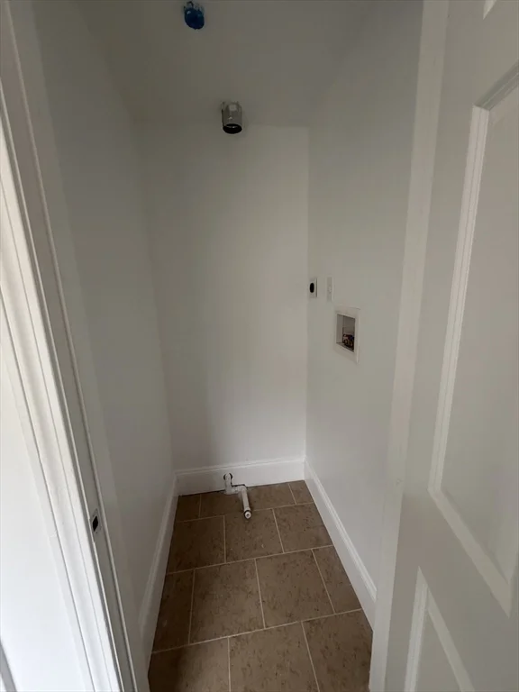 373 Crescent Ave, Chelsea