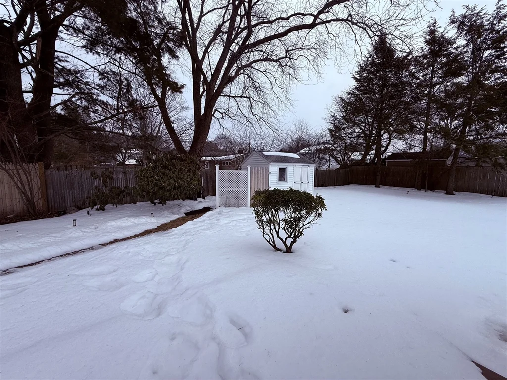 17 Margaret Rd, Stoneham