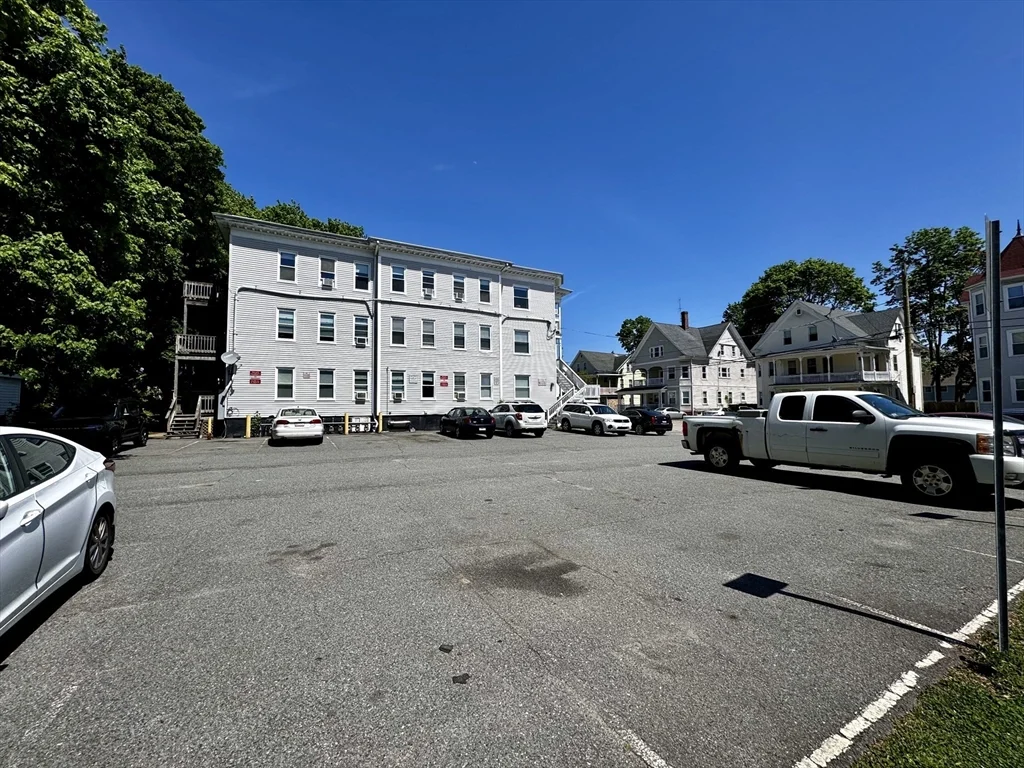 11 John St, Attleboro