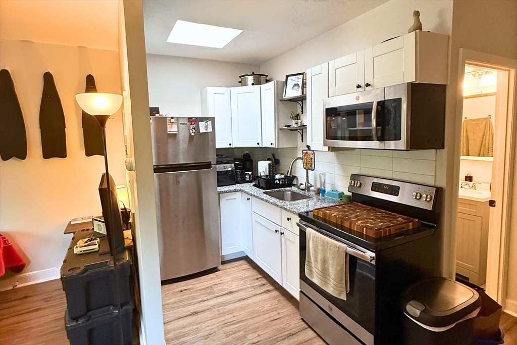 39 Willow St, West Roxbury