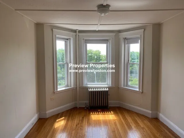 1175 Boylston St, Fenway