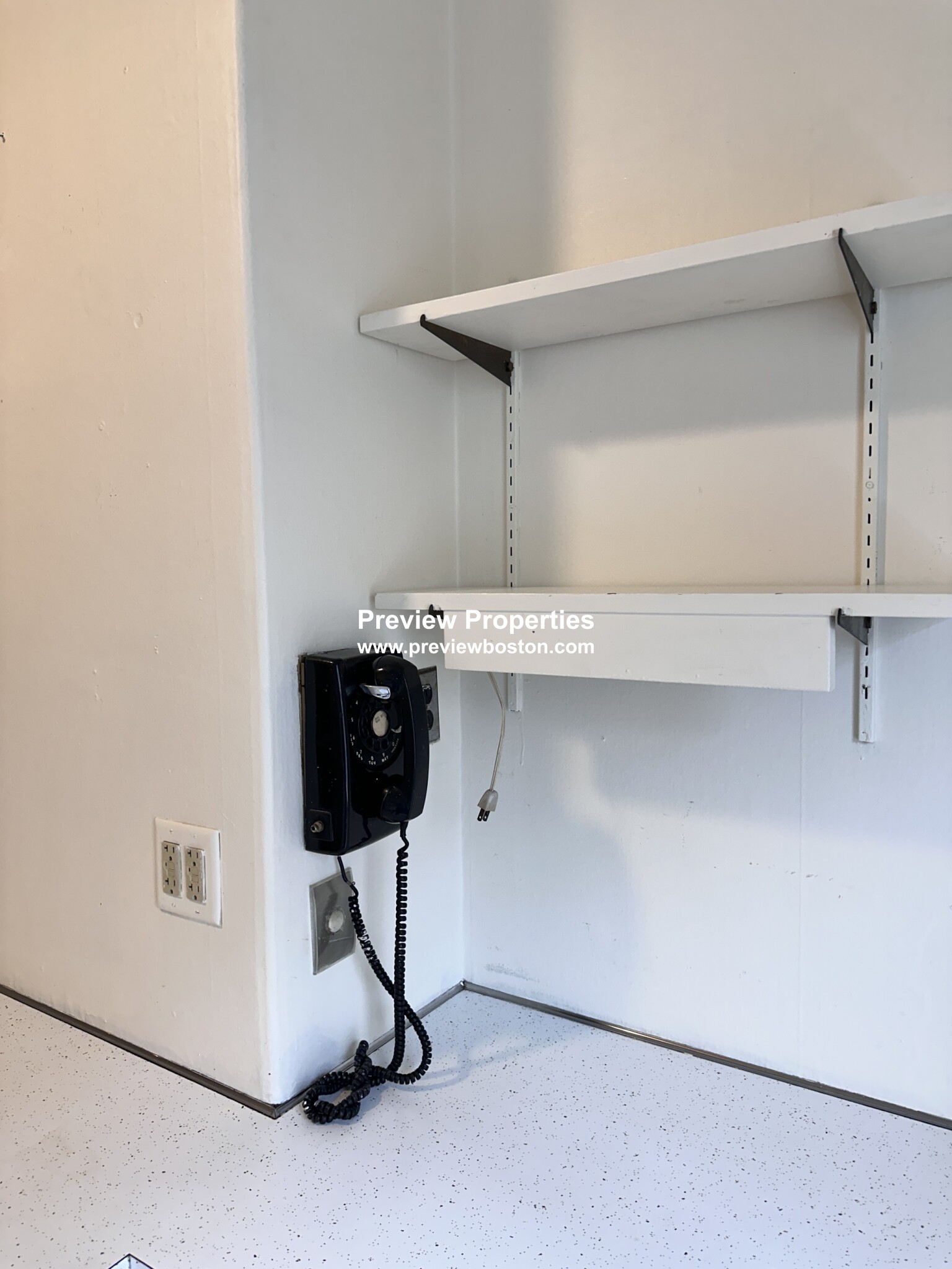 923 Beacon St, Fenway