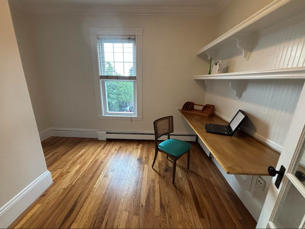 14 Greenwood Ter, Ward Two