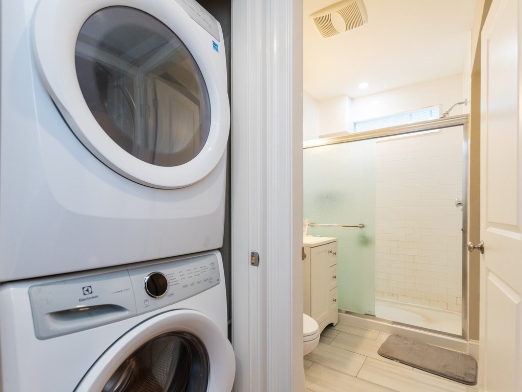 107 Kenrick St, Brighton