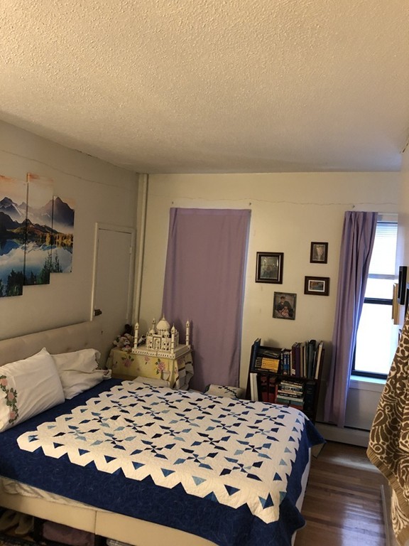 1880 Commonwealth Ave, Brighton