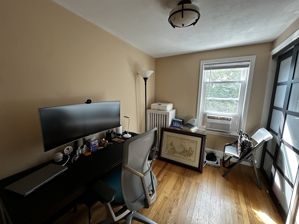 16 Nashua, Magoun Square