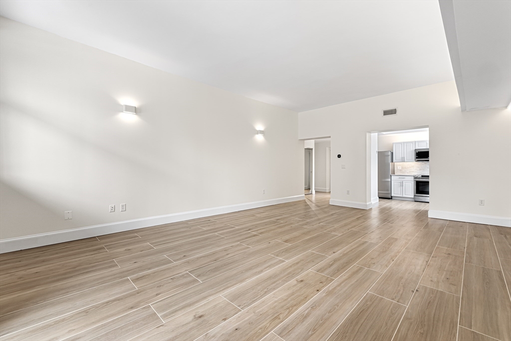 15 Waverly, Brighton