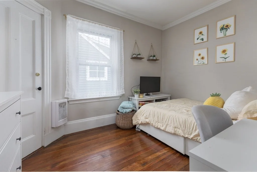 233 E St, South Boston