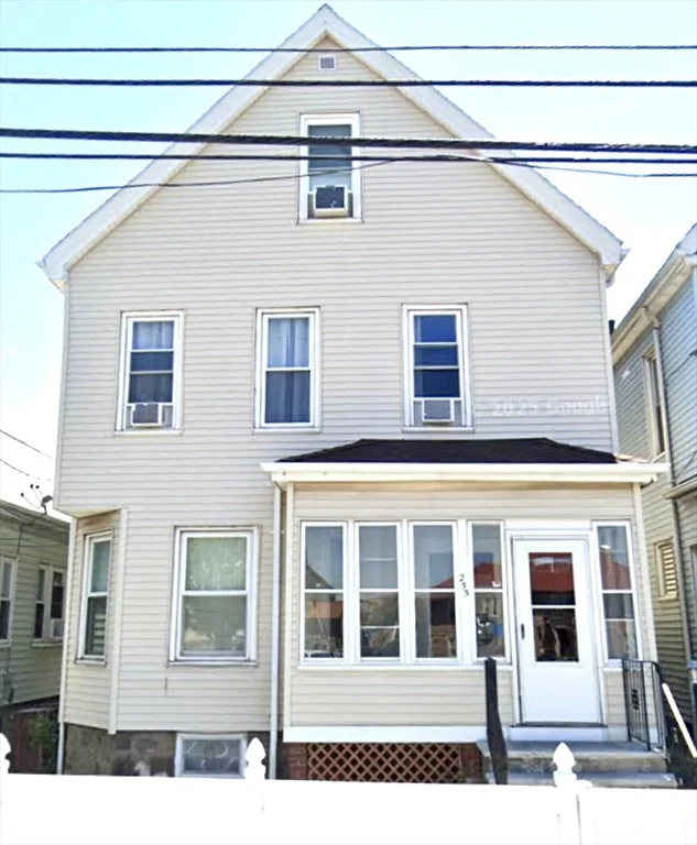 255 Revere, Revere