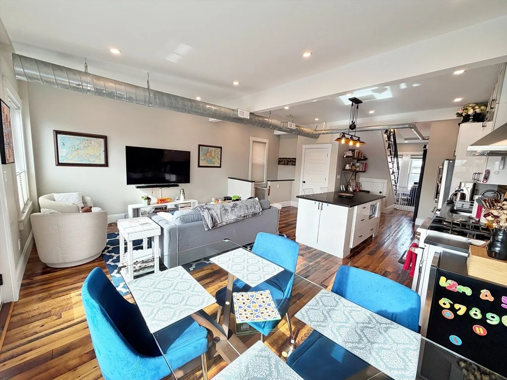 63 Marion St, East Boston