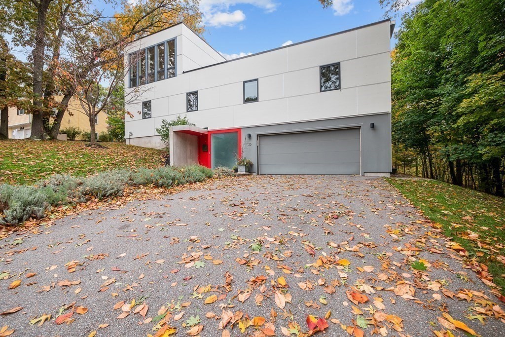 35 Thornberry Rd, Winchester