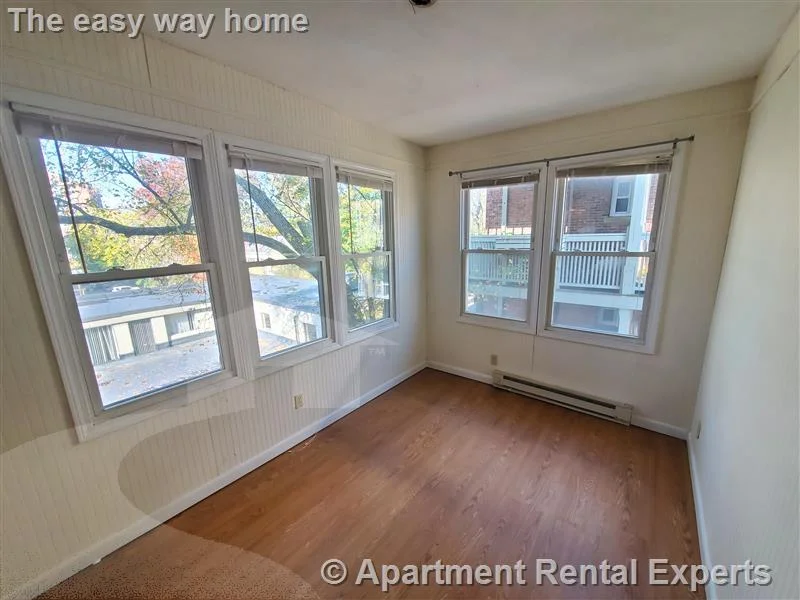 991 Massachusetts Ave, Harvard Square