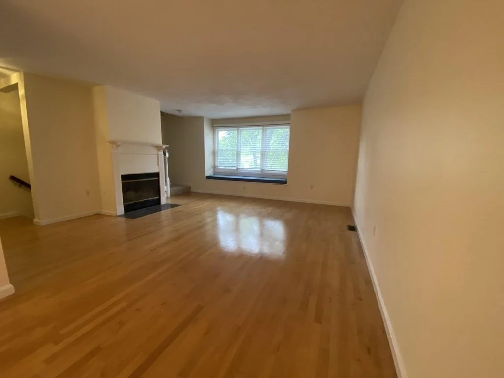 1047 Washington St, Newtonville