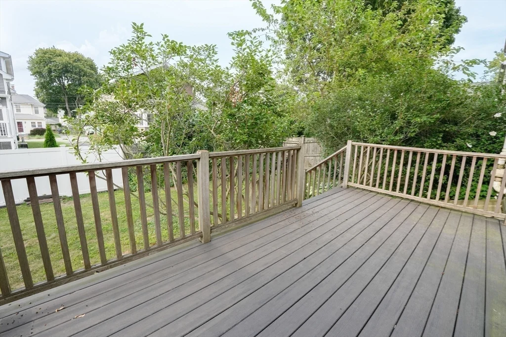 3 A Allen St, Natick