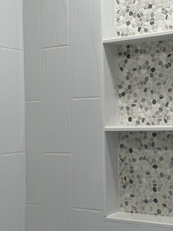 2 Arlington St, Neighborhood Nine