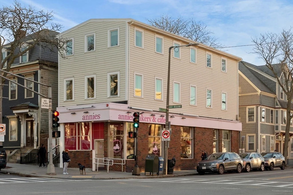 753 E Broadway, South Boston