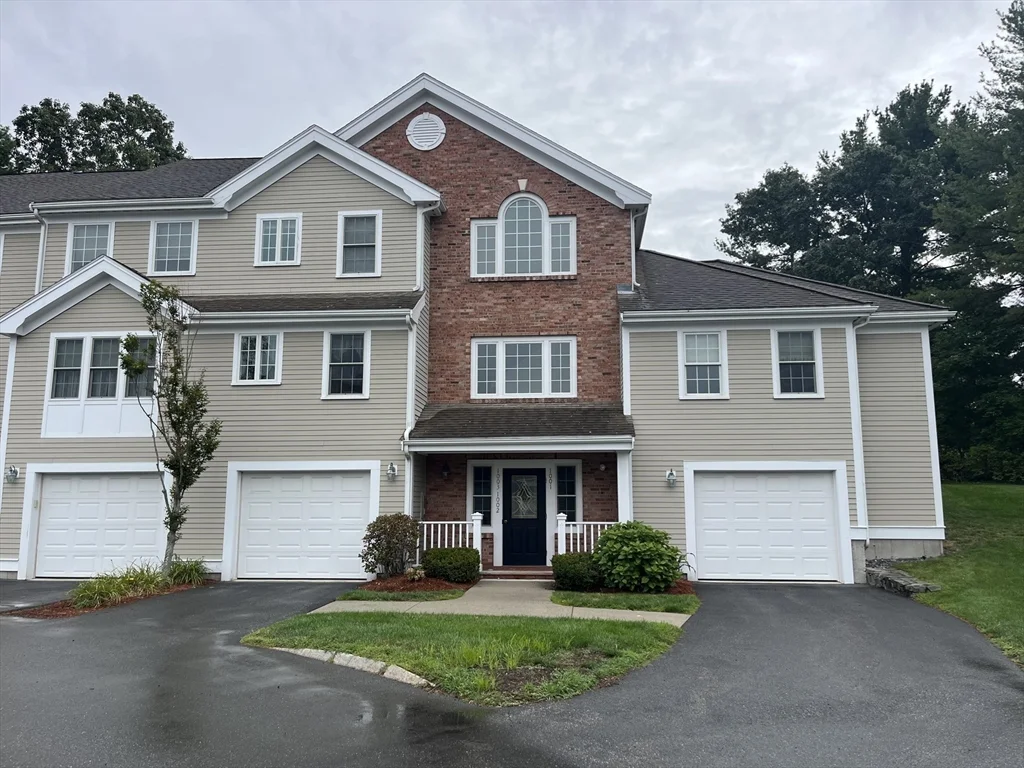 410 Salem St, Wakefield