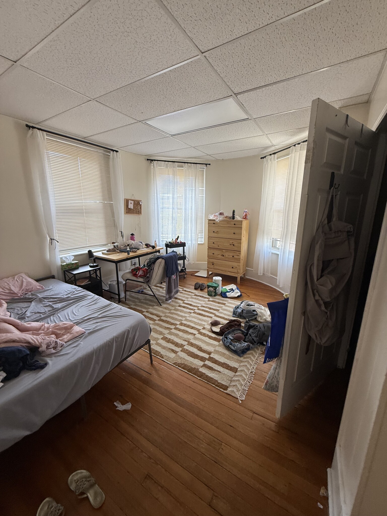 879 Beacon St, Fenway