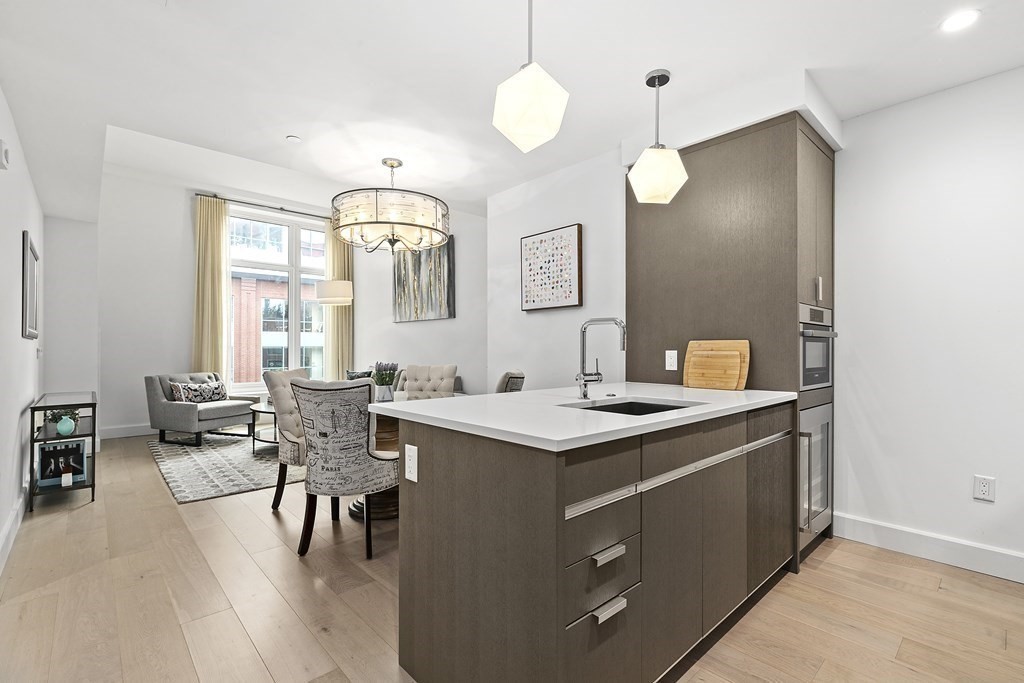 100 Lovejoy Wharf, North End