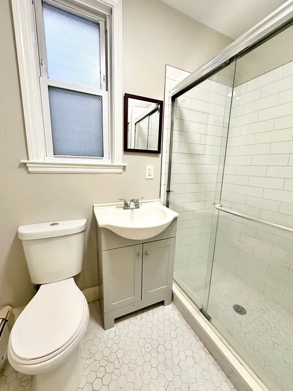 466 Sumner St, East Boston