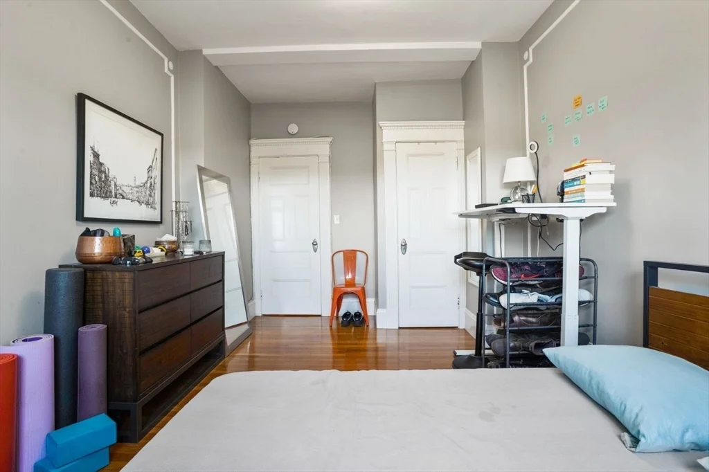 8 Garrison St, Back Bay
