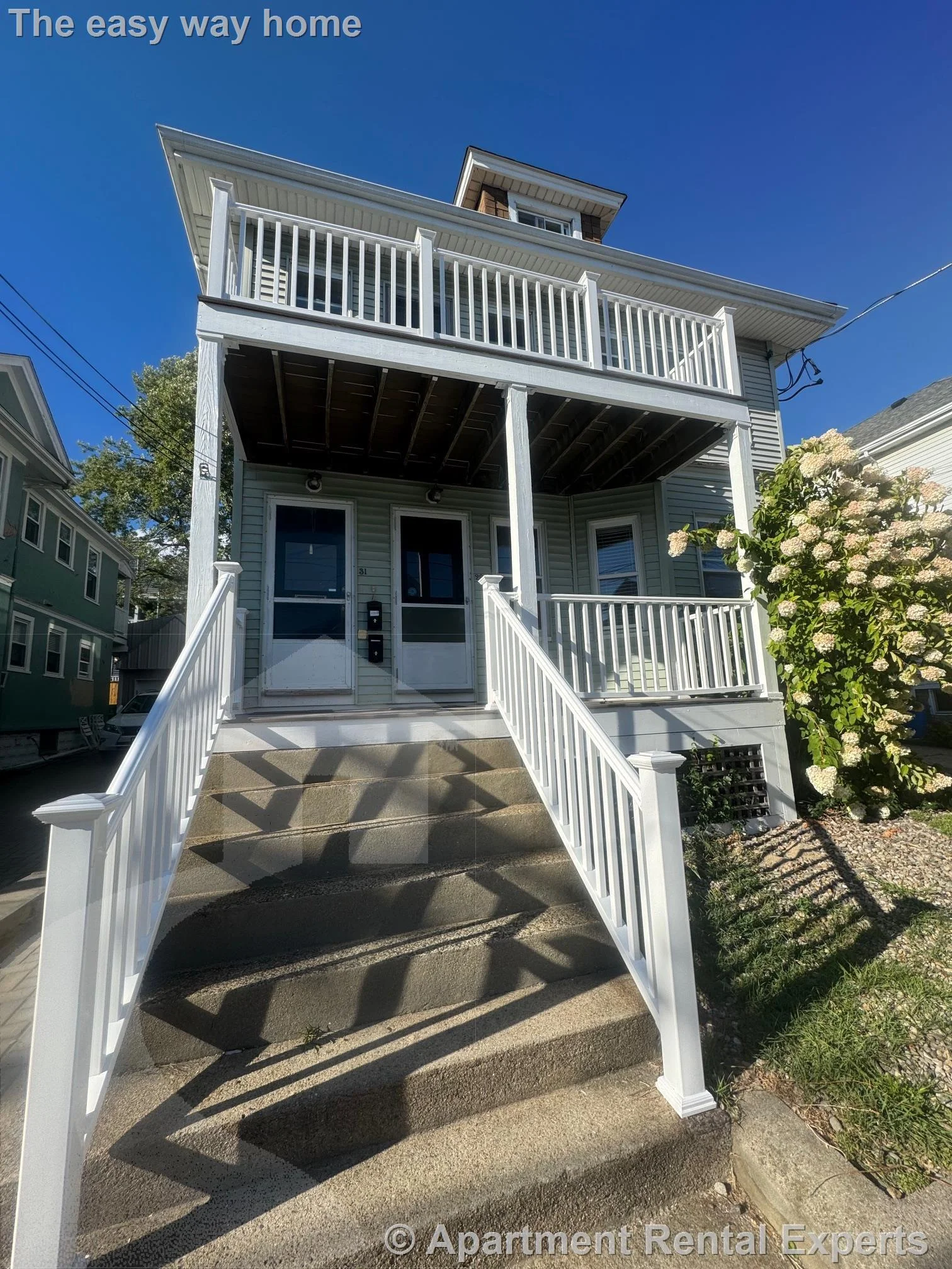 29 Frederick Ave, Tufts