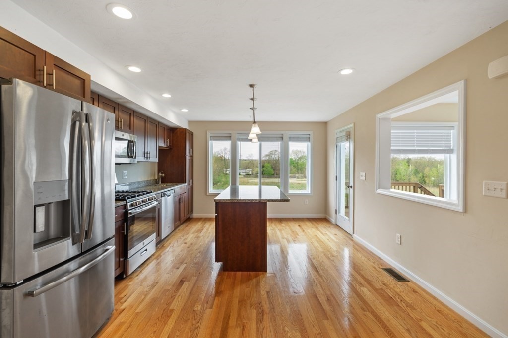 39 John Hancock Dr, Ashland