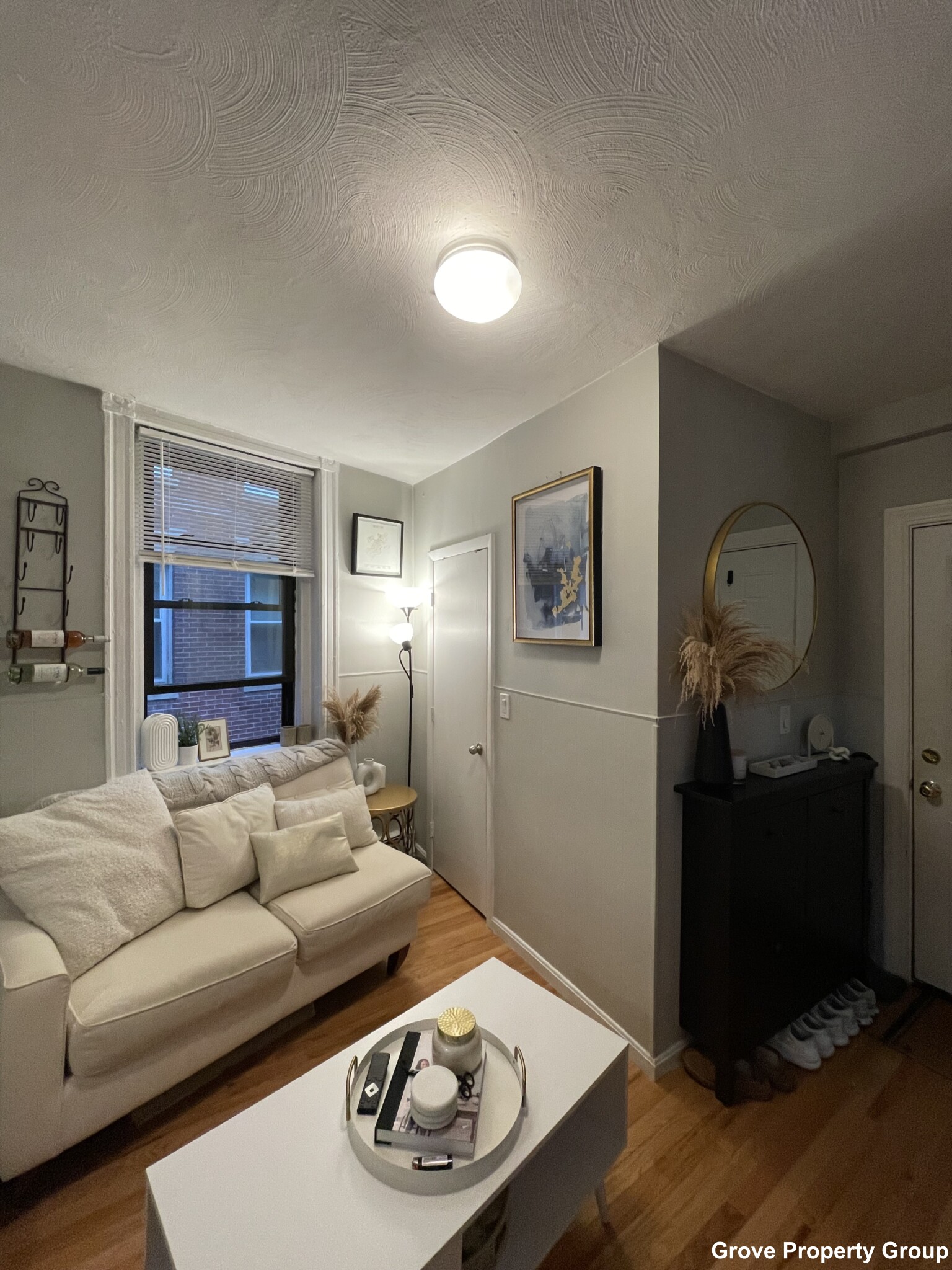 2 Holden Ct, North End