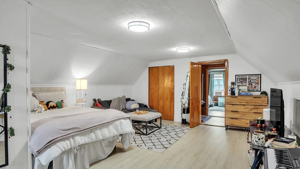 53 Bow, Union Square