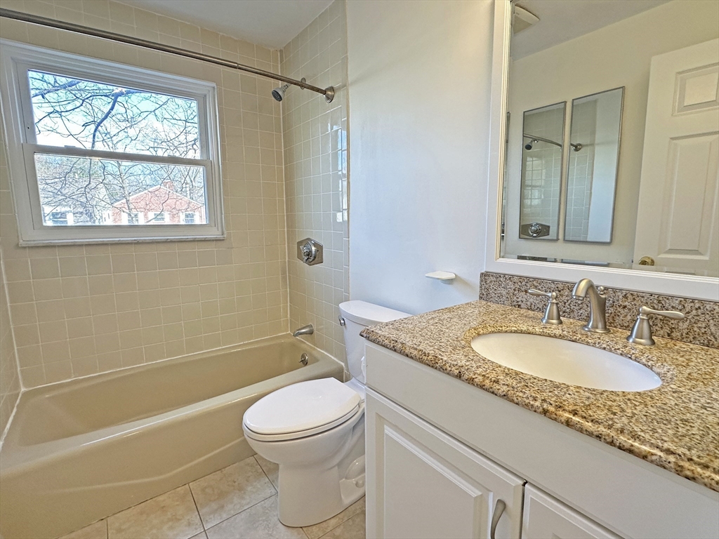 69 Saco St, Newton Upper Falls