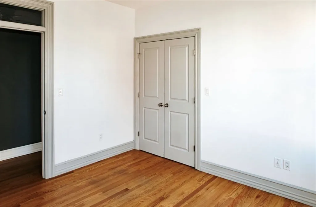 643 East 5th St, South Boston