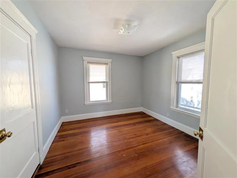 43 Orchard St, Medford