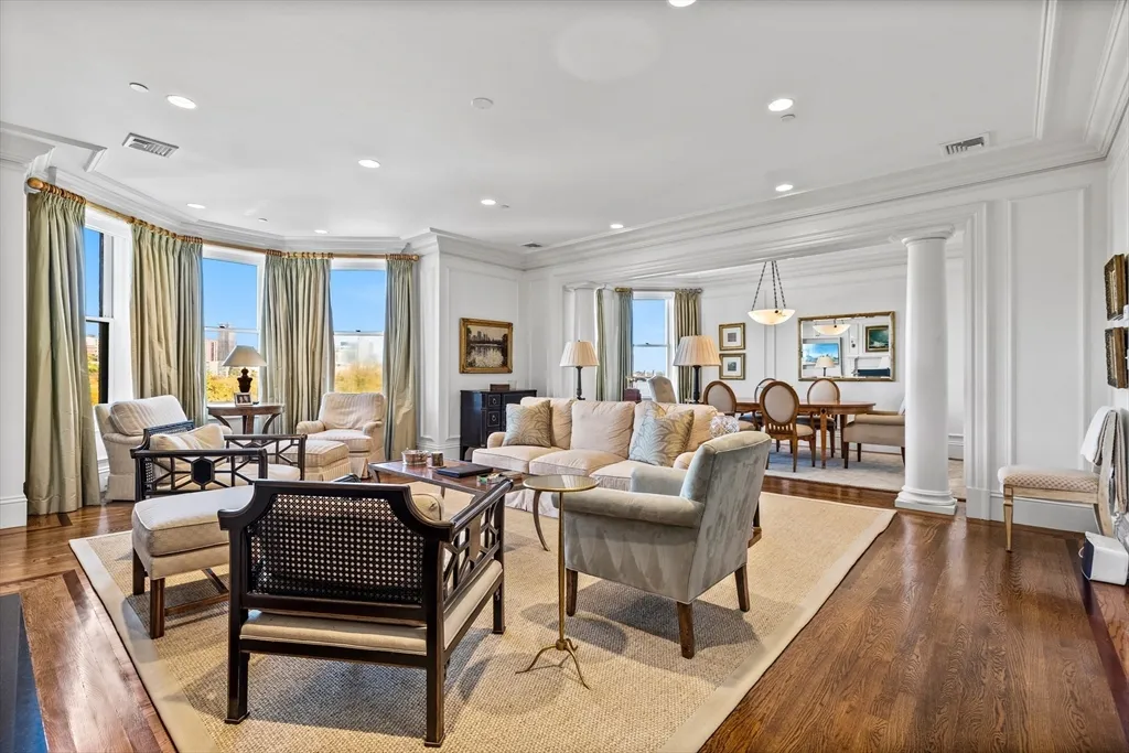 348 Beacon St, Back Bay