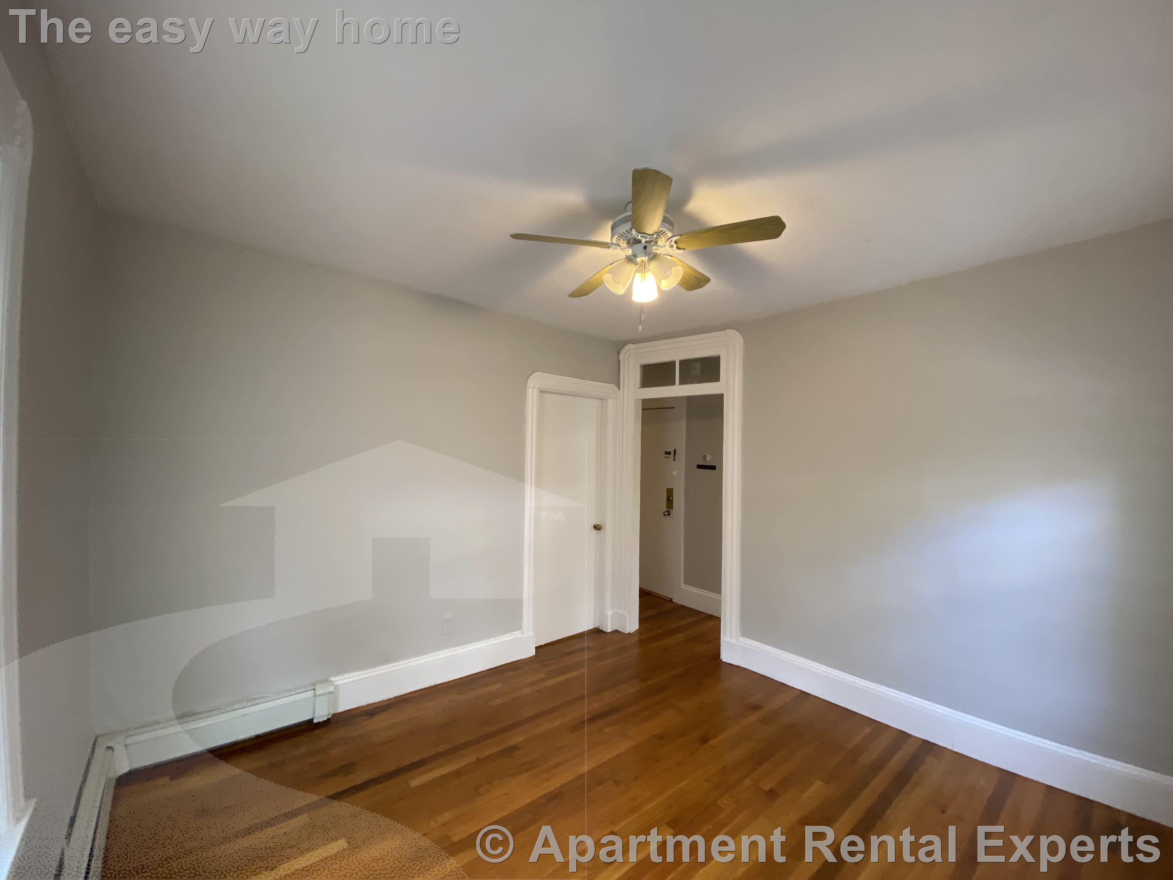 568 Green St, Central Square